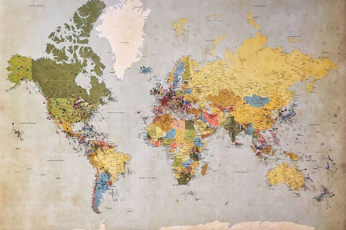 Globus der symboliserer internationalt og engelsk sprog